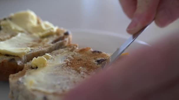 Lassú Mozgás Serpenyő Körül Frissen Főtt Forró Kereszt Zsemle Vajazott — Stock videók