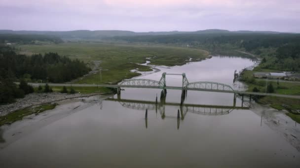 Puente Bullards Puente Elevación Vertical Que Atraviesa Río Coquille Cerca — Vídeo de stock