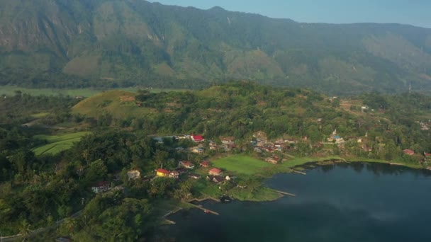 Memutar Rekaman Drone Udara Dari Hotel Dan Desa Resor Tepi — Stok Video