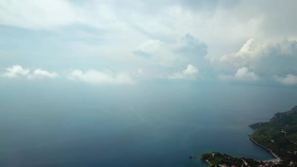 Drone Hacia Atrás Pasa Por Cristo Maratea — Vídeos de Stock