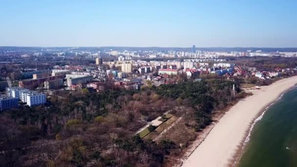 Bay Gdansk Aerial City Aerial Panorama Sea Side Volando Hacia — Vídeos de Stock