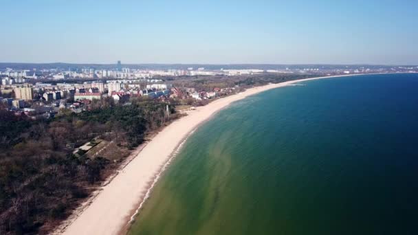 Lotnisko Zatoce Gdańskiej Panorama Miasta Strony Morza Lecąc Tyłem Piaszczysta — Wideo stockowe