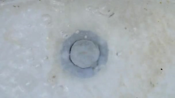 Verstopfter Waschbecken Abfluss Hintergrund — Stockvideo