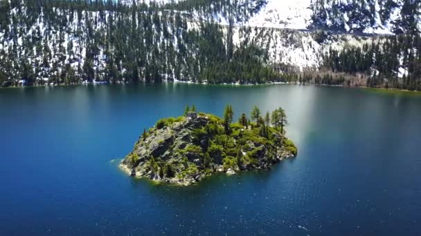 Aerial Drone Lake Tahoe Emerald Bay Hegyek Napos Nap Nevada — Stock videók