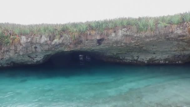 在墨西哥Nayarit的Marietas群岛的Isla Redonda隐藏的海滩上鸣枪 — 图库视频影像