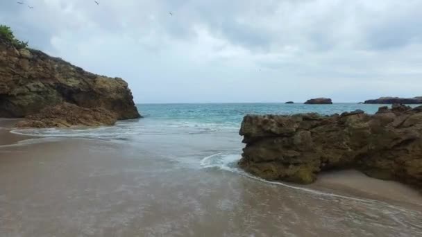 Flygfoto Stranden Och Klippformationer Isla Larga Marietas Islands Nayarit Mexiko — Stockvideo