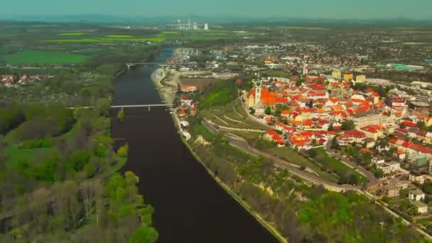 Vista Aérea Melnik Por Río Moldava — Vídeos de Stock