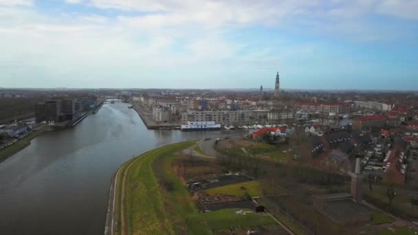 Histórica Ciudad Middelburg Con Primer Plano Canal Zona Industrial Disparo — Vídeos de Stock