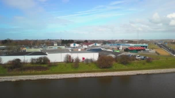 Die Historische Stadt Middelburg Mit Einem Kanal Und Einem Industriegebiet — Stockvideo