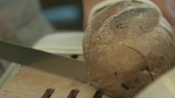 Крупним Планом Хліб Нарізаний Маленькими Шматочками — стокове відео