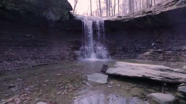 Blue Hen Falls Parku Narodowym Cuyahoga Valley Naturalnie Opadająca Woda — Wideo stockowe