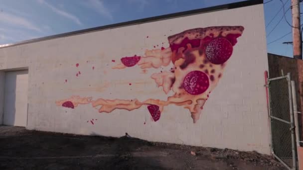 Ohio City Pizza Artwork Side White Wallall Pizza Pie的一个圆滑的泥石流的泥石流 — 图库视频影像