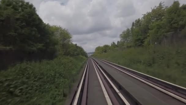 Vue Depuis Avant Wagon Une Navette Automatique Roulant Campagne Près — Video