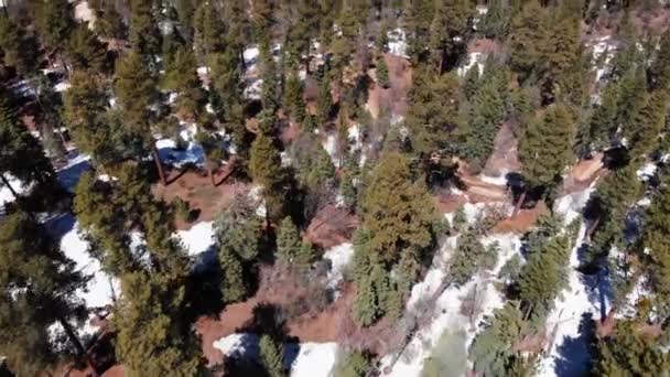 Foto Aérea Una Cordillera Nevada Big Bear Primavera — Vídeos de Stock
