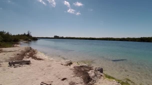 Атв Припаркувався Пляжі Після Їзди Cayo Largo Куба — стокове відео