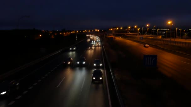 Colpo Ponte Sull Autostrada Del Traffico Che Entra Città Prima — Video Stock