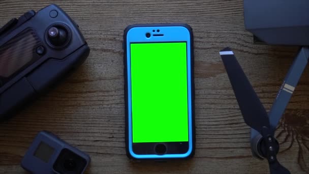 Écran Vert Téléphone Intelligent Avec Équipement Caméra Autour Flatlay — Video