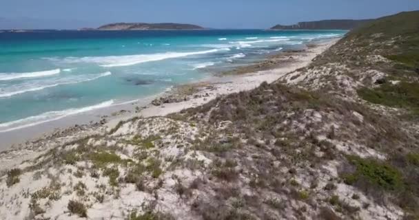 Vlny Rytmicky Pohybují Tichém Australském Pobřeží Letecký Pohled — Stock video