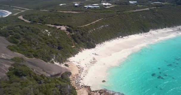 Golven Die Zich Terugtrekken Vanaf Rustige Australische Kustlijn Achteruit Vanuit — Stockvideo