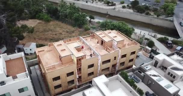 Circling Construction Site City Workers Build Condo Appartment Townhomes Tight — Stock Video