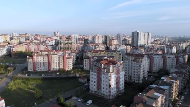 Obytné Budovy Standardním Designem Barvou Rezidenční Čtvrti Istanbulu — Stock video