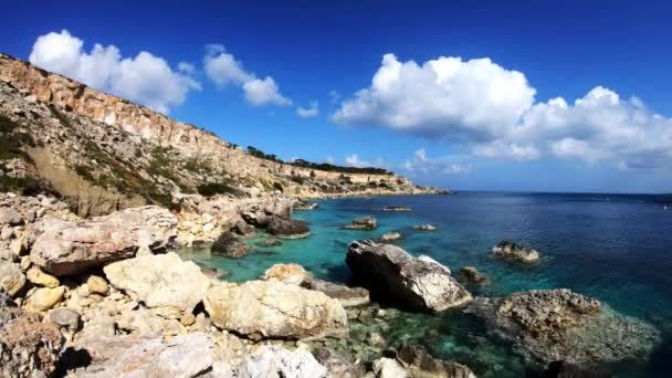 Timelapse Βίντεο Από Μάλτα Mellieha Περιοχή Rdum Μια Ηλιόλουστη Μέρα — Αρχείο Βίντεο