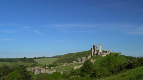 Pan Zoon Shot Corfe Castle Early Morning Light Isola Purbeck — Video Stock