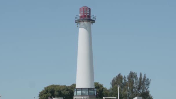 阳光灿烂的长滩 加州灯塔 — 图库视频影像