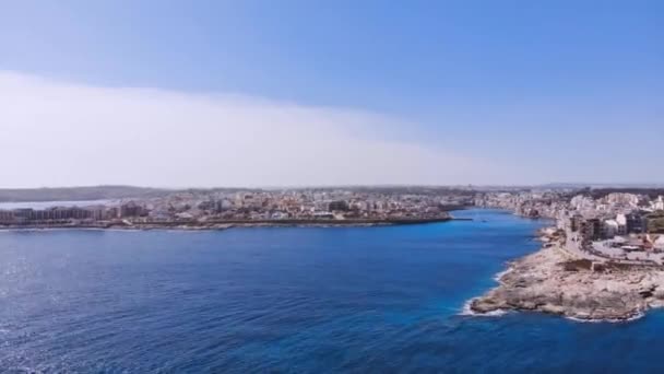 Güneşli Bir Bahar Gününde Malta Marsaskala Zonqor Bölgesinin Insansız Hava — Stok video