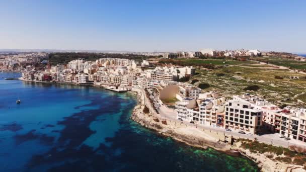 Vídeo Aéreo Aviones Tripulados Malta Marsaskala Zonqor Soleado Día Primavera — Vídeos de Stock