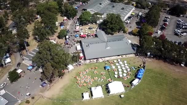 Αεροφωτογραφία Ενός Φεστιβάλ Στα Εξωτερικά Προάστια Της Μελβούρνης Βικτώρια Αυστραλία — Αρχείο Βίντεο
