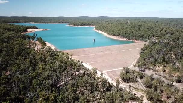 Luftaufnahme Über Den Logue Brook Dam Auch Als Lake Brockman — Stockvideo