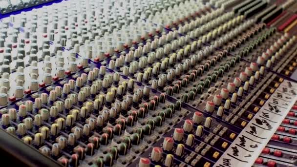 Beautiful Close Shot Big Sound Mixer — Stock Video