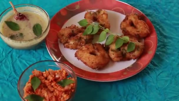 Olhar Perto Para Vada Vadai Lanche Sul Índia Medu Vada — Vídeo de Stock