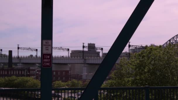 Aucun Arrêt Aucun Panneau Stationnement Long Rivière Cuyahgoa Cleveland Ohio — Video