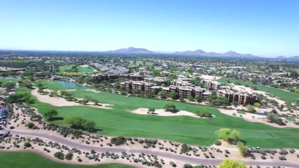 Ângulo Alto Aéreo Vista Longa Campo Golfe Westin Kierland Scottsdale — Vídeo de Stock