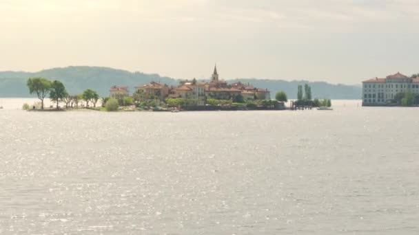Dlouhý Letecký Záběr Isoly Pescatori Superiore Vypůjčený Ostrov Lago Maggiore — Stock video