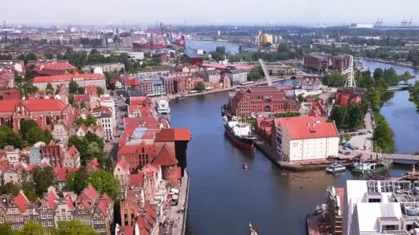 Gdańskie Nagranie Dronów Starego Miasta Rzeka Motława Tyłu Lot Kamera — Wideo stockowe