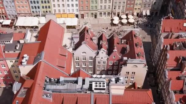 Gdańskie Nagranie Dronów Starego Miasta Lot Przodu Nad Budynkami Strzał — Wideo stockowe