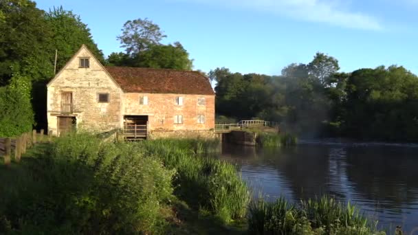 Sturminster Newton Mill Dorset Anglie Časné Ráno Pánev Mlýna Řeka — Stock video