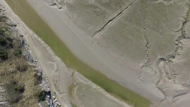 Ngiltere Nin Kuzeybatısındaki Bir Kıyı Şeridinin Yukarıdan Aşağı Görüntüsü Alçak — Stok video