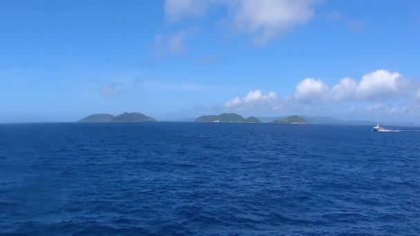 Motorbootfahrt Auf Dem Ozean Einem Klaren Tag Kerama Inseln Okinawa — Stockvideo