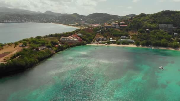 Вид Воздуха Пляж Морн Руж Гренада Облачным Пейзажем Заднем Плане — стоковое видео