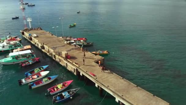 Эпическая Спираль Беспилотника Над Рыбным Рынком Гуяве Острове Специй Гренада — стоковое видео