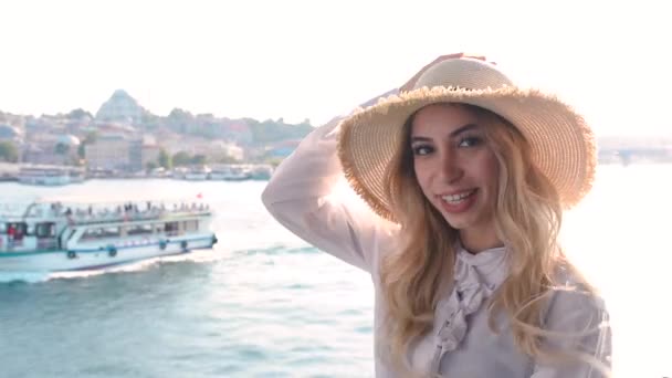 Slow Motion Beautiful Girl Poses Galata Bridge Enjoys View Bosphorus — стоковое видео