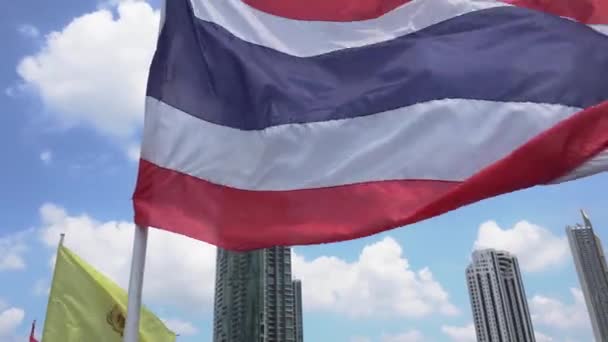 Drapeau National Thaïlande Soufflant Dans Vent Sur Pont Bangkok Asie — Video