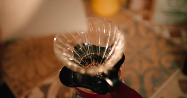 Chemex Kaffe Bryggning Slow Motion — Stockvideo