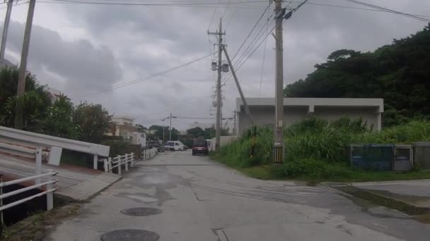 Blickpunkt Spaziergang Durch Die Wohnstraße Einem Bewölkten Tag Zamami Okinawa — Stockvideo