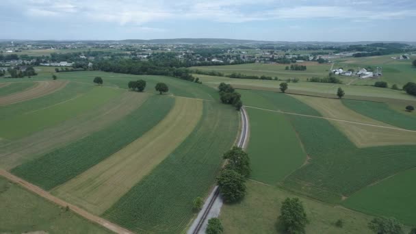 Veduta Aerea Amish Farm Land Rail Road Track — Video Stock