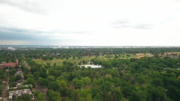 Flygfoto Stor Stadspark Förort Till Denver — Stockvideo